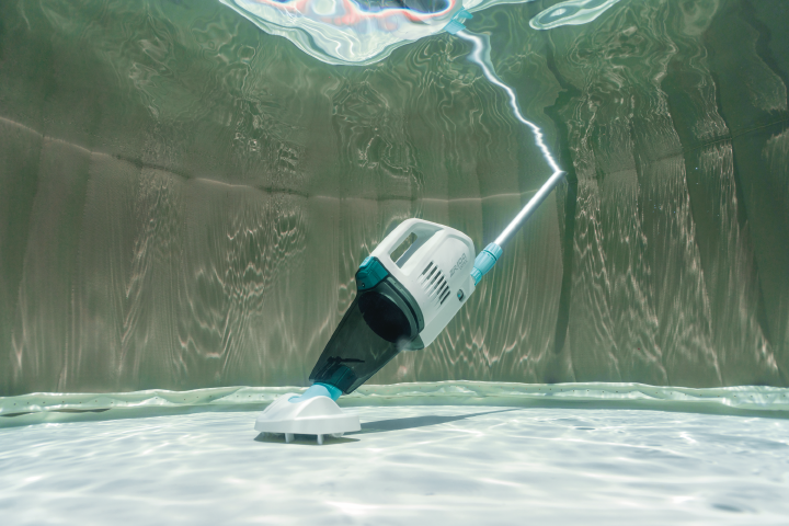 INTEX Unterwasser Handstaubsauger ZR100 mit Akku